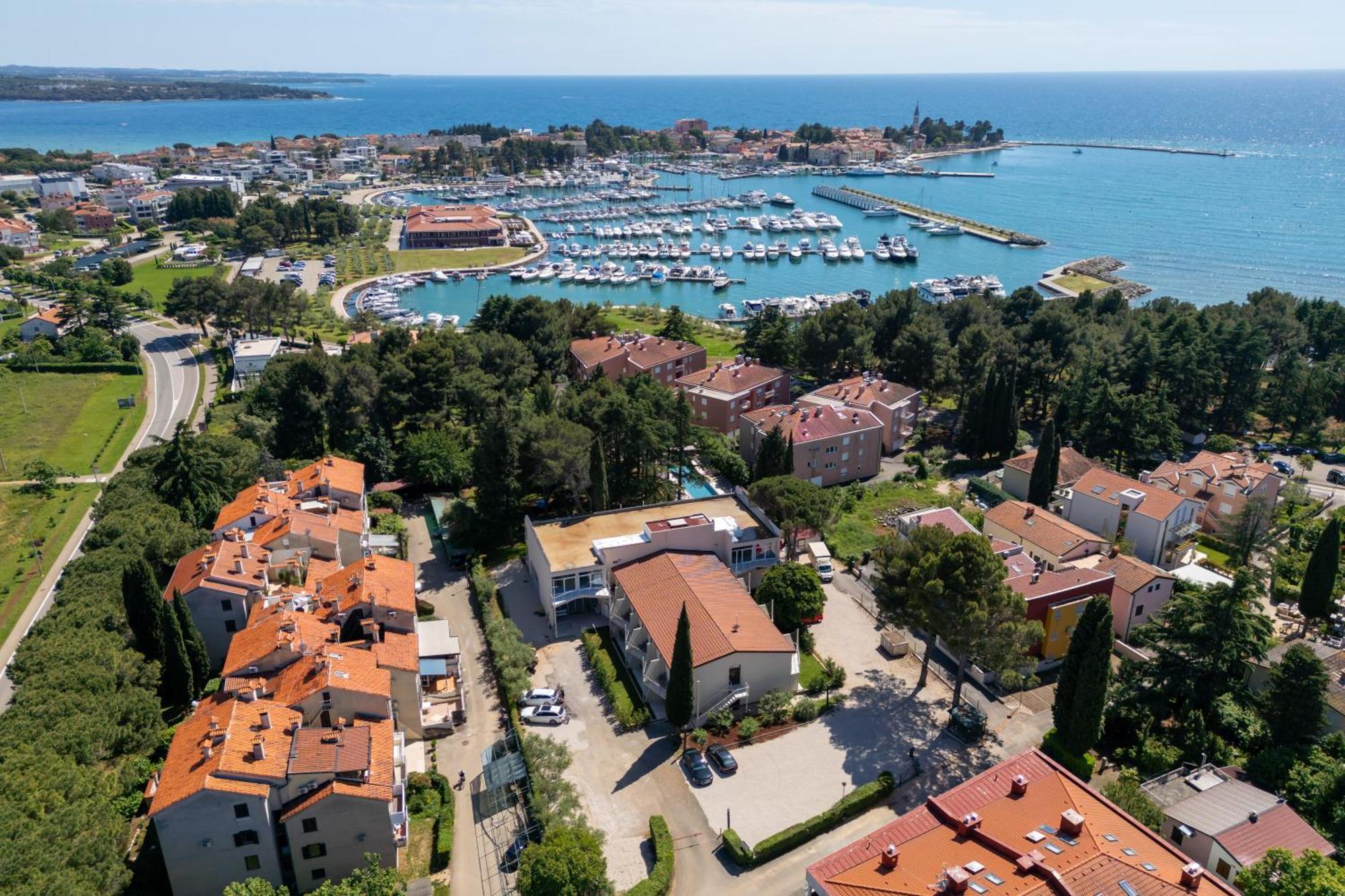 Emaus 3* Novigrad Istria