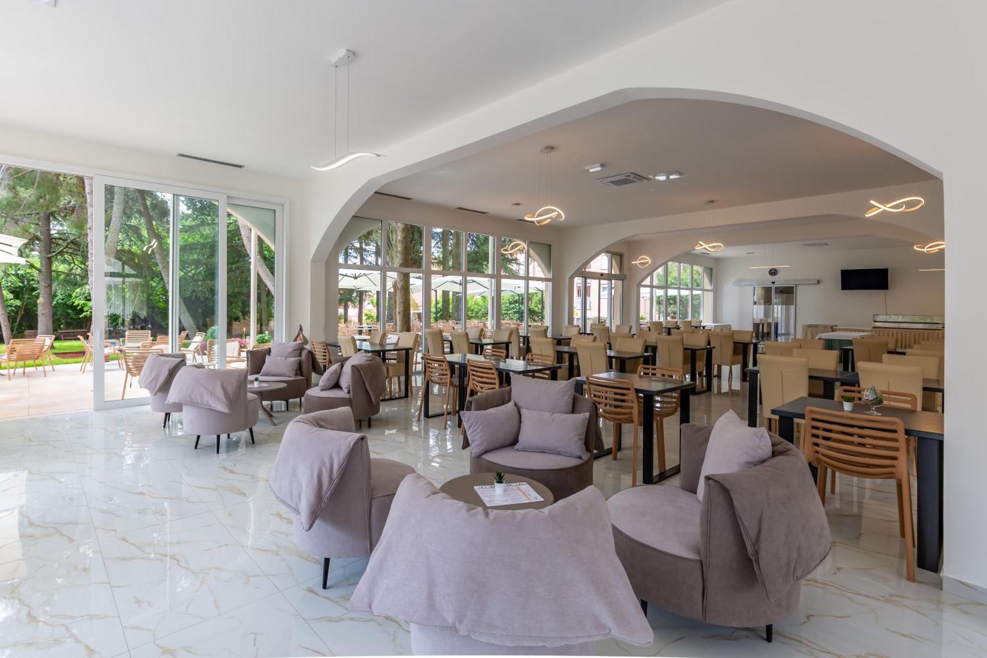 Hotel Emaus
